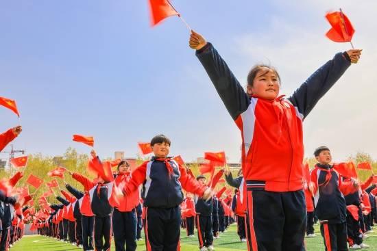 2021年国防预算增加6.8%，增加的预算主要用于哪些地方？